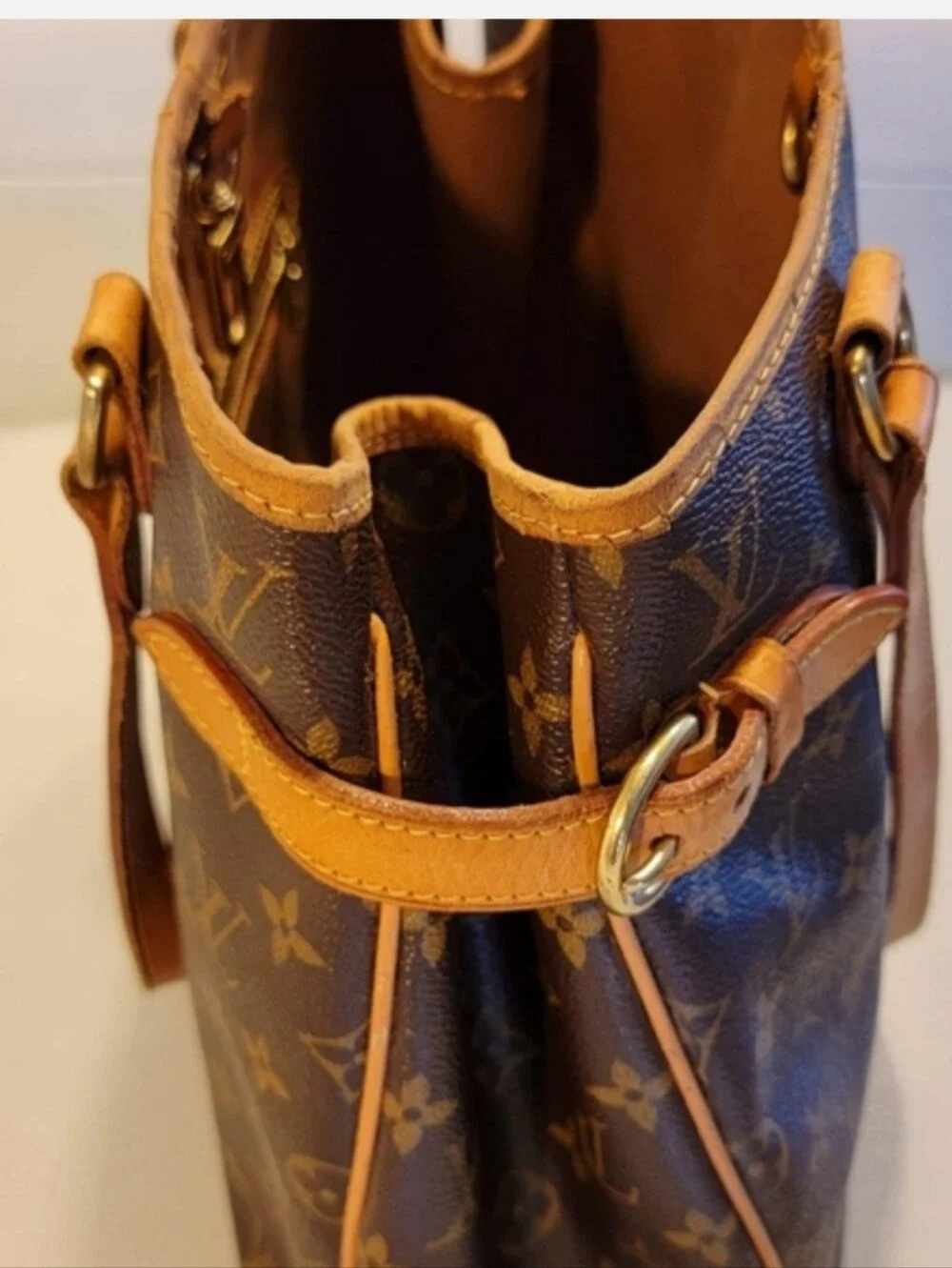Louis Vuitton Batignoles Used